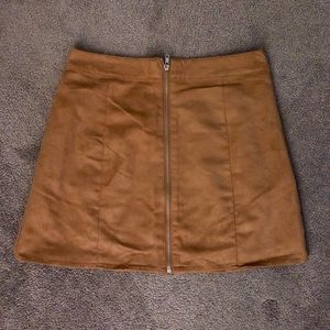 Tan front zip skirt